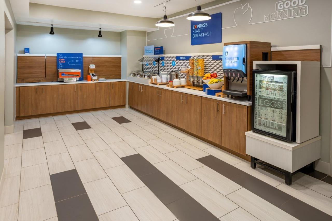 Express & Salisbury - By Ihg 3*