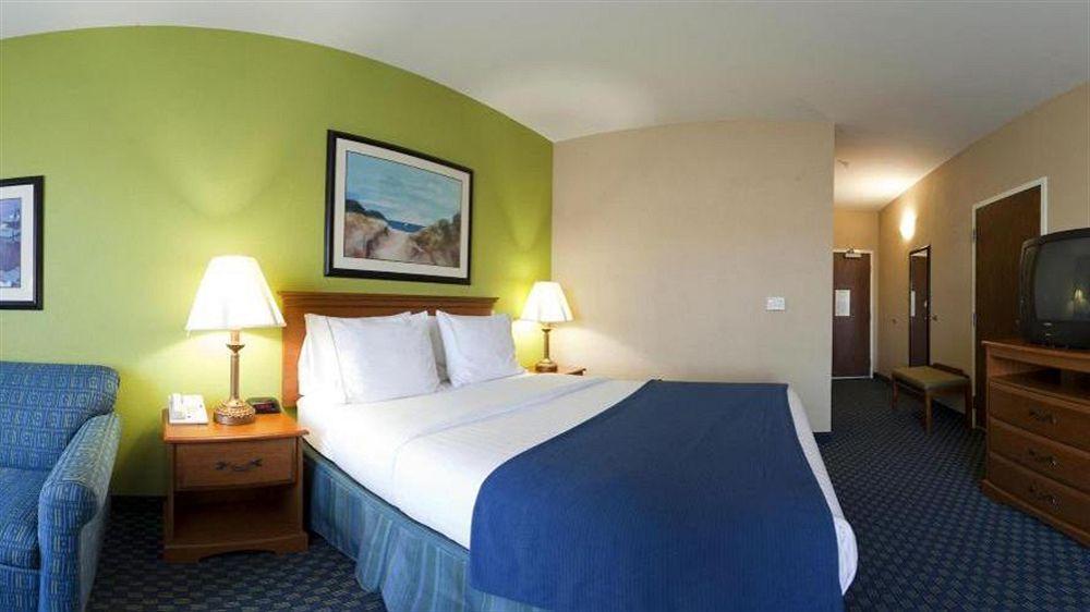 Express & Salisbury - By Ihg 3* Delmar
